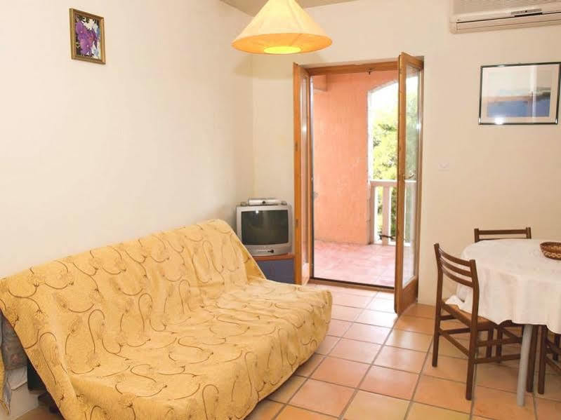 Santic Hotel Postira Luaran gambar