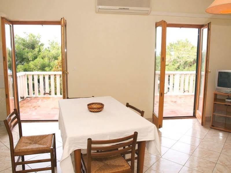 Santic Hotel Postira Luaran gambar