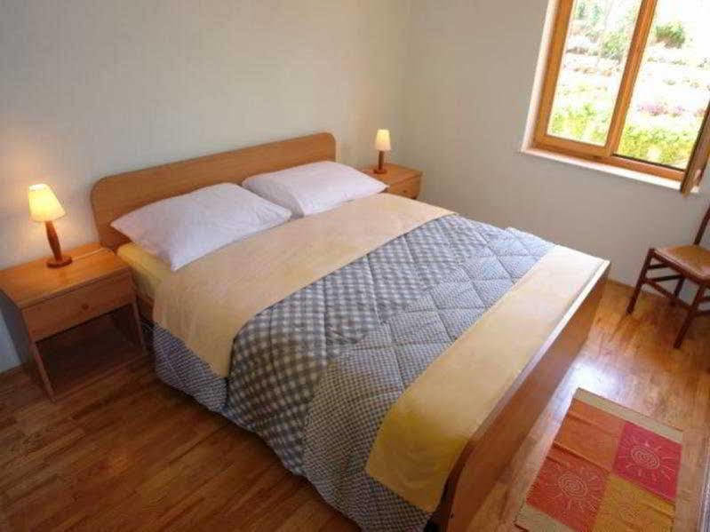 Santic Hotel Postira Luaran gambar